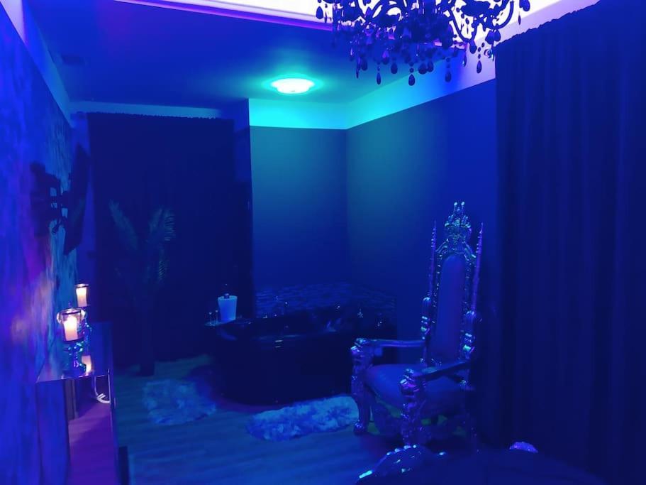 Nuit Romantique - Jacuzzi - Beziers - Romance Royale Esterno foto